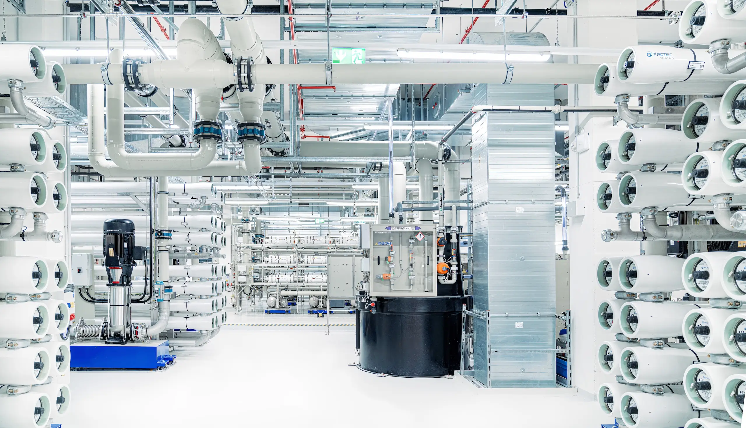 Semiconductor Industry Faces Water, Sustainability Challenges | Manufacturing Dive